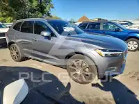 2021 Volvo XC60 photo