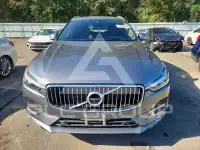 2021 Volvo XC60 photo