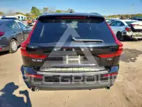 2021 Volvo XC60 фото