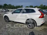 2021 Volvo XC60 photo