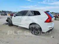 2021 Volvo XC60 фото