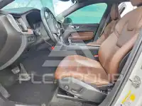 2021 Volvo XC60 фото
