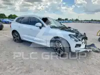 2021 Volvo XC60 фото