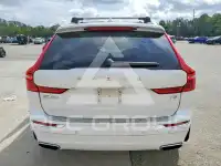 2021 Volvo XC60 фото