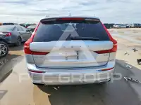 2021 Volvo XC60 фото