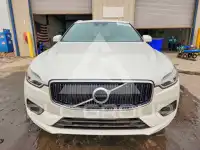 2021 Volvo XC60 фото