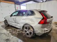 2021 Volvo XC60 фото