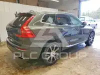 2021 Volvo XC60 фото