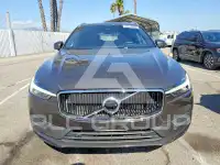 2021 Volvo XC60 фото