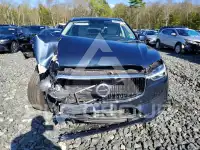 2021 Volvo XC60 фото