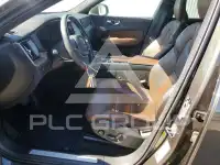 2021 Volvo XC60 фото