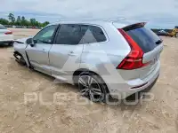 2021 Volvo XC60 фото