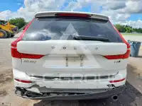 2021 Volvo XC60 фото