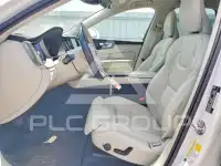 2021 Volvo XC60 фото