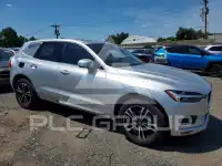 2021 Volvo XC60 фото