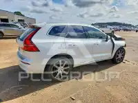 2021 Volvo XC60 фото