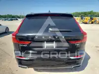 2021 Volvo XC60 фото