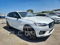 2021 Volvo XC60 фото
