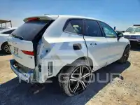 2021 Volvo XC60 фото