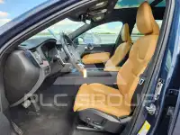 2021 Volvo XC60 photo