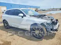 2021 Volvo XC60 фото