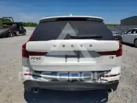 2021 Volvo XC60 фото