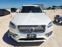 2021 Volvo XC90 фото