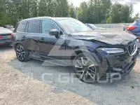 2021 Volvo XC90 фото