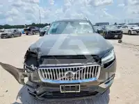 2021 Volvo XC90 фото