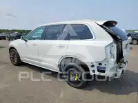 2021 Volvo XC90 photo