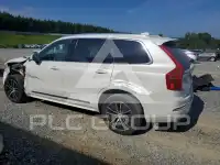 2021 Volvo XC90 фото
