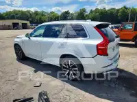 2021 Volvo XC90 фото