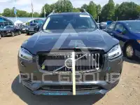 2021 Volvo XC90 photo