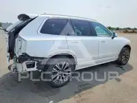 2021 Volvo XC90 photo
