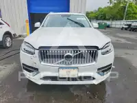 2021 Volvo XC90 фото