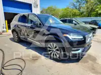 2021 Volvo XC90 фото