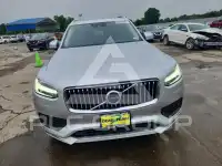 2021 Volvo XC90 photo