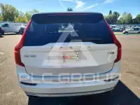 2021 Volvo XC90 фото