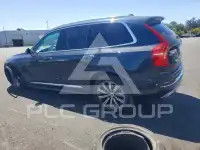 2021 Volvo XC90 фото