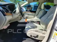 2021 Volvo XC90 фото