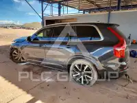 2021 Volvo XC90 фото