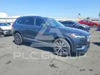 2021 Volvo XC90 фото