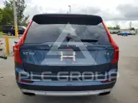2021 Volvo XC90 photo