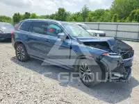 2021 Volvo XC90 фото