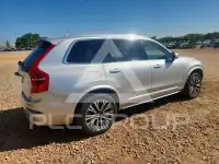 2021 Volvo XC90 фото