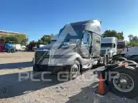 2021 Volvo VNL photo