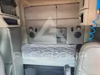 2021 Volvo VNL фото