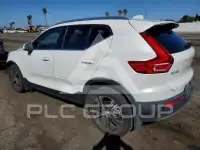 2021 Volvo XC40 photo