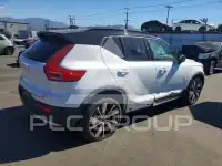 2021 Volvo XC40 фото