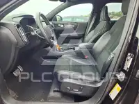 2021 Volvo XC40 фото